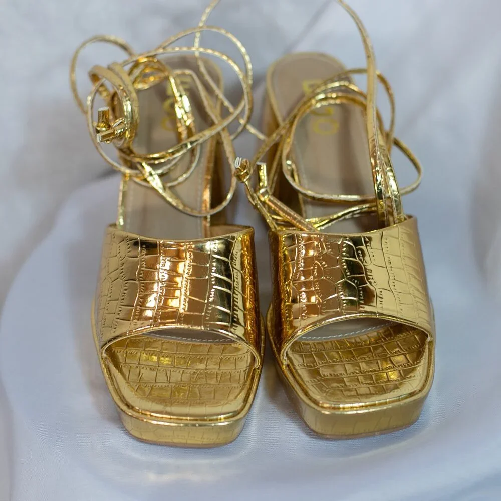 EGO Dreamer Womens Gold Croc Block Platform Heels Shoes Lace Up Size US 8M